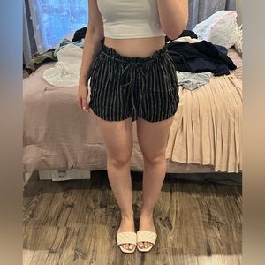 Hollister Ultra High Rise Knit Stripped Flowy Shorts